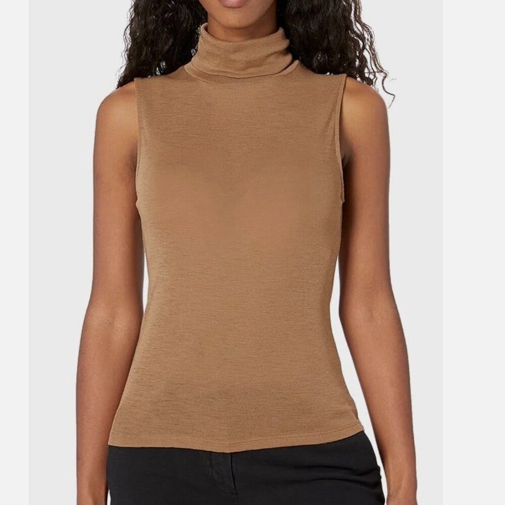 Vince Women's Sleeveless Turtleneck Shell Shirt Medium New With Tags Retail $165